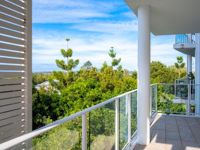 Spacious Three Bedroom Apartment with Stunning Eastern Views