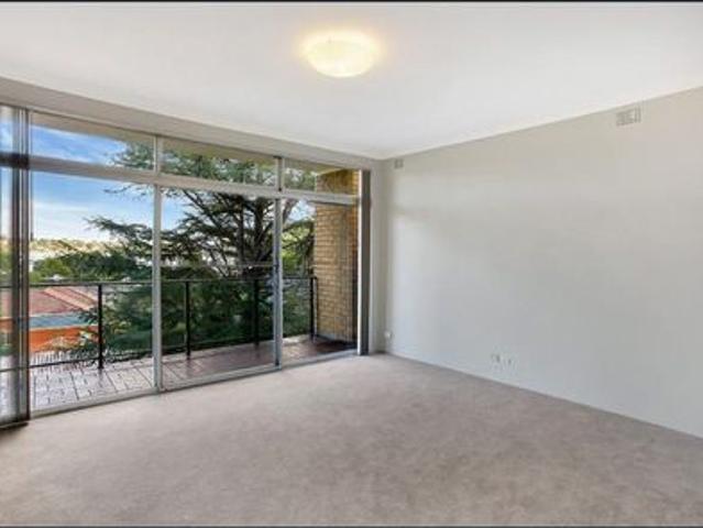 Spacious three bedroom apartment with water views