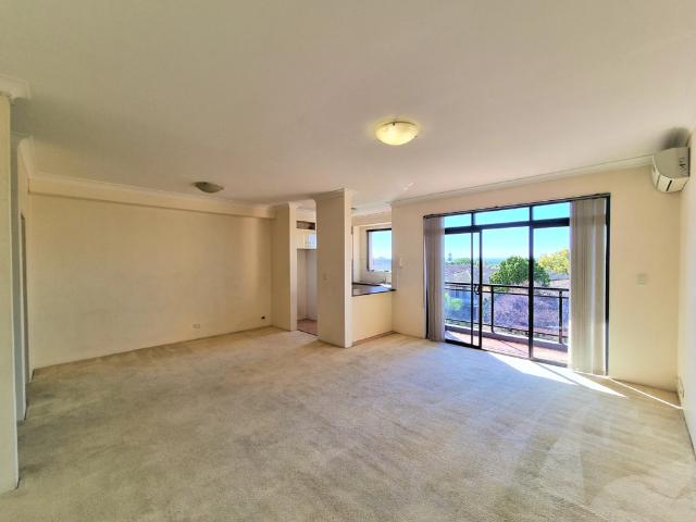 Spacious Three Bedroom Apartment in a Premium Location