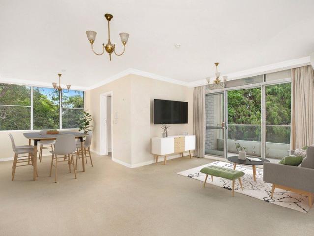 Spacious Three Bedroom Apartment in a Prime Neutral Bay Location