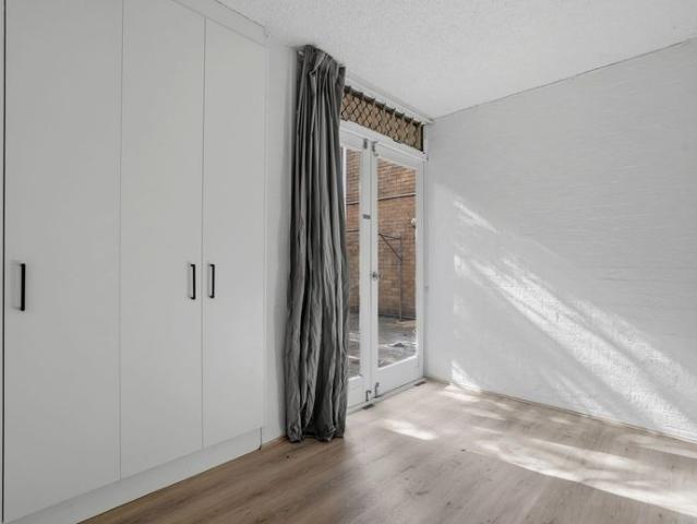Spacious Three Bedroom Apartment in a Sought After St Lucia Location