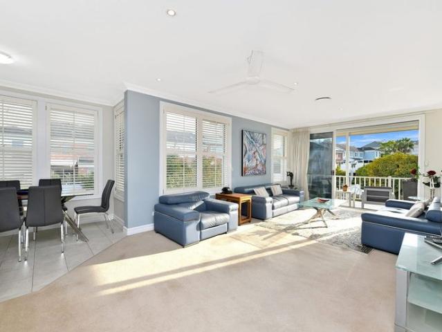 Spacious Three Bedroom Apartment in Mimosa Building