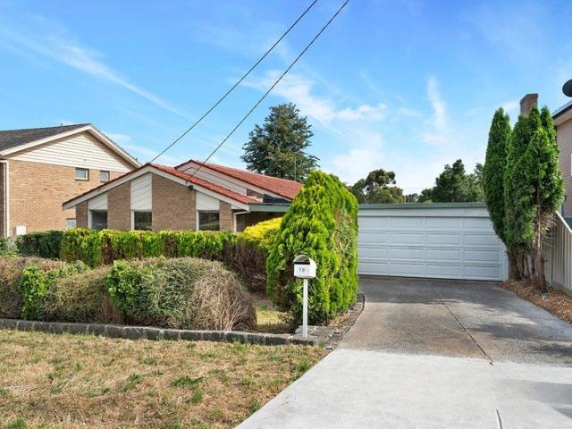 Spacious Three Bedroom Brick Home in Prime Location