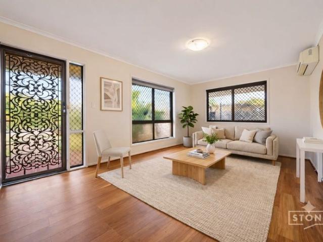 Spacious Three Bedroom Crestmead Home