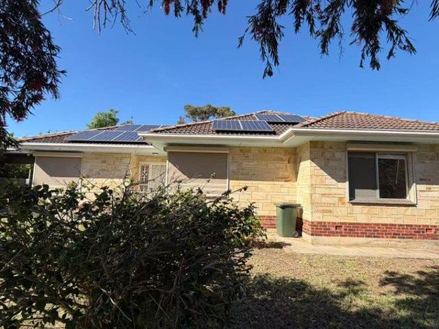 Spacious Three Bedroom Family Home in Convenient Rostrevor Location
