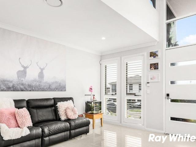 Spacious Three Bedroom Family Home | IN RIVERBANK & THE PONDS HIGH SCHOOL CATCHMENT