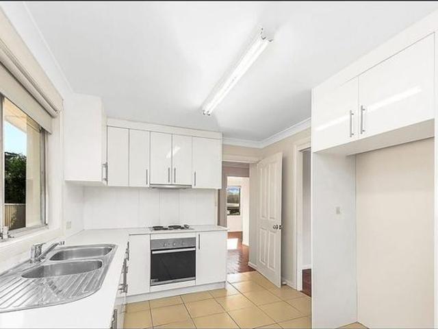 Spacious Three Bedroom Family Home | Prime Quakers Hill Location