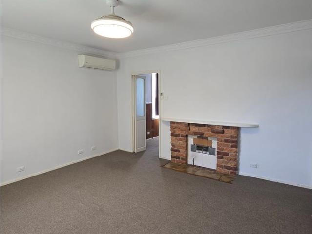 Spacious Three Bedroom Family Home with Two Living Areas in Corio