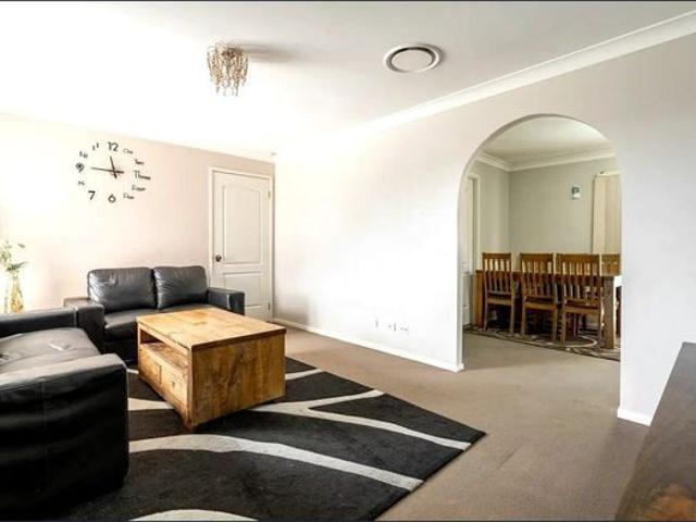 SPACIOUS THREE BEDROOM FAMILY HOME !