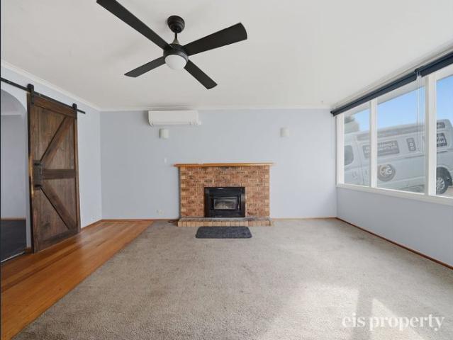 Spacious Three Bedroom Home Close To Shops, Schools And Amenities