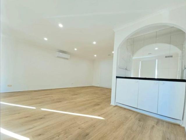 Spacious Three Bedroom Home in a Convenient Cranbourne Location