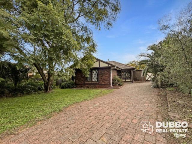 SPACIOUS THREE BEDROOM HOME IN EAST DUBBO