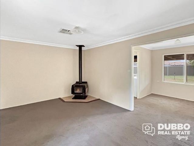 SPACIOUS THREE BEDROOM HOME IN EAST DUBBO
