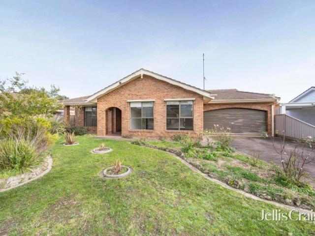 Spacious three bedroom home in lovely Alfredton!