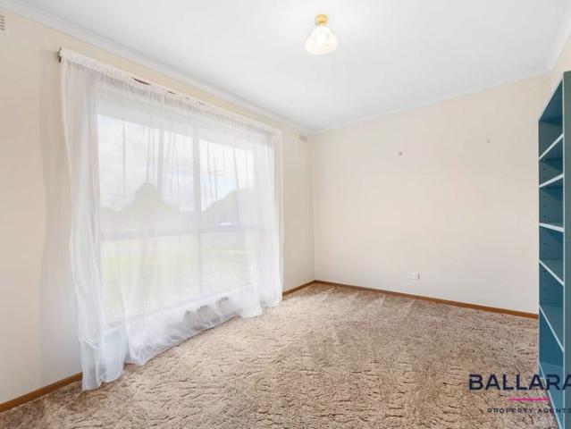 Spacious Three Bedroom Home In Sought After Location