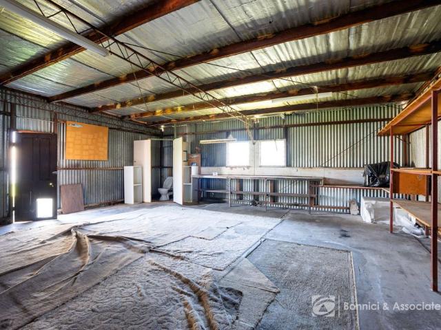 SPACIOUS THREE BEDROOM HOME WITH LARGE SHED