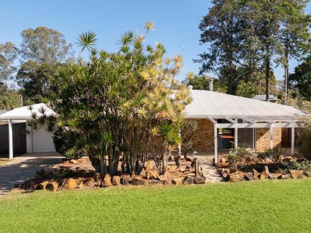 Spacious Three Bedroom Home with Powered Shed