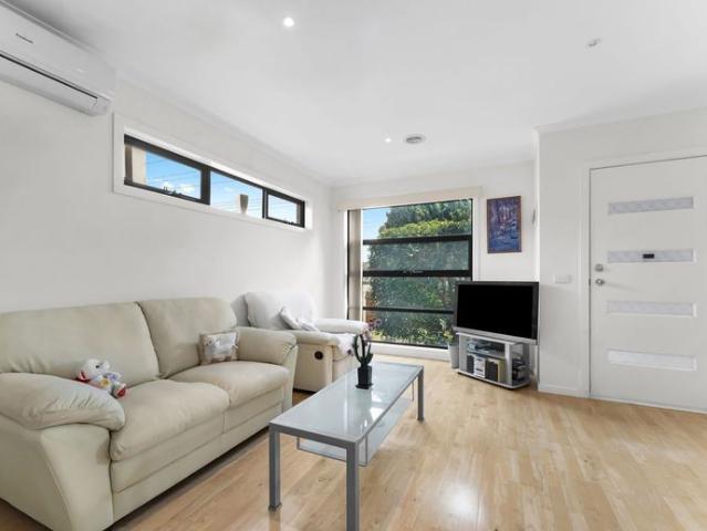 Spacious Three Bedroom Home with Separate Living & Dining
