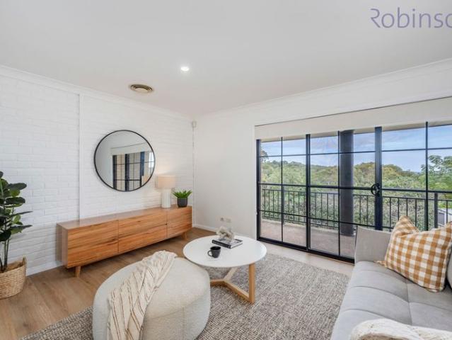 Spacious Three Bedroom Townhouse with Double Garage