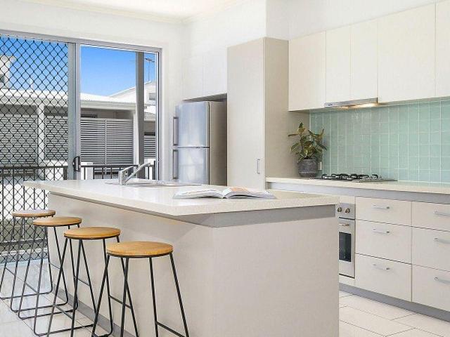 Spacious Three Bedroom Townhouse with Private Courtyard in Morningside