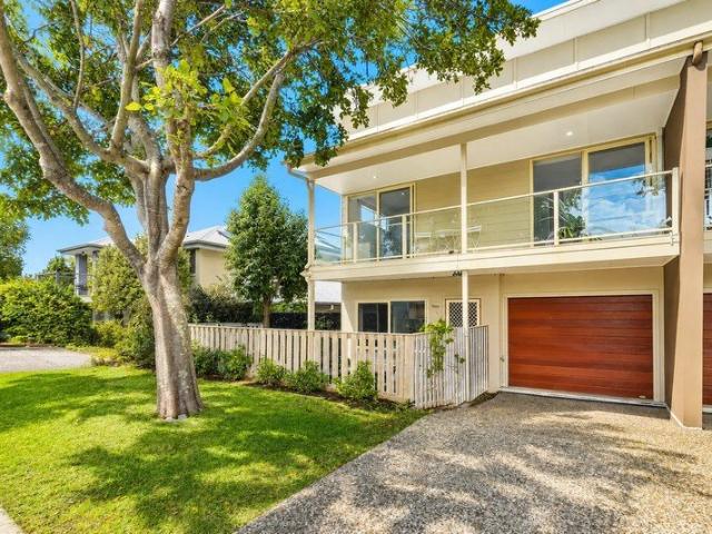Spacious Three Bedroom Townhouse with Three Car Spaces
