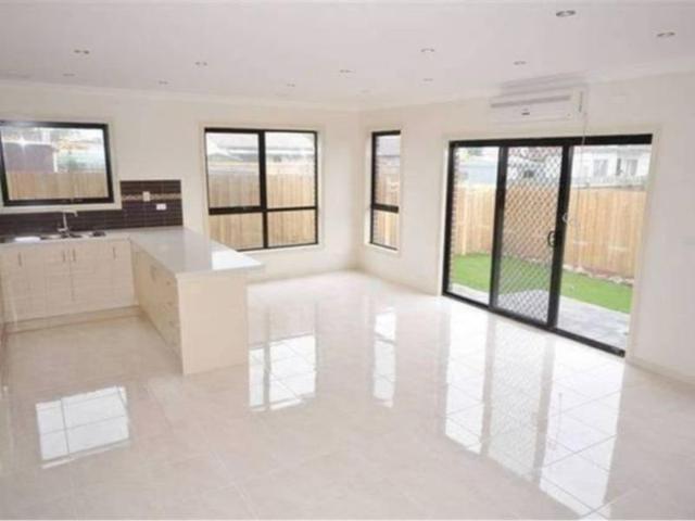 Spacious Three Bedroom Townhouse in Convenient Broadmeadows Location
