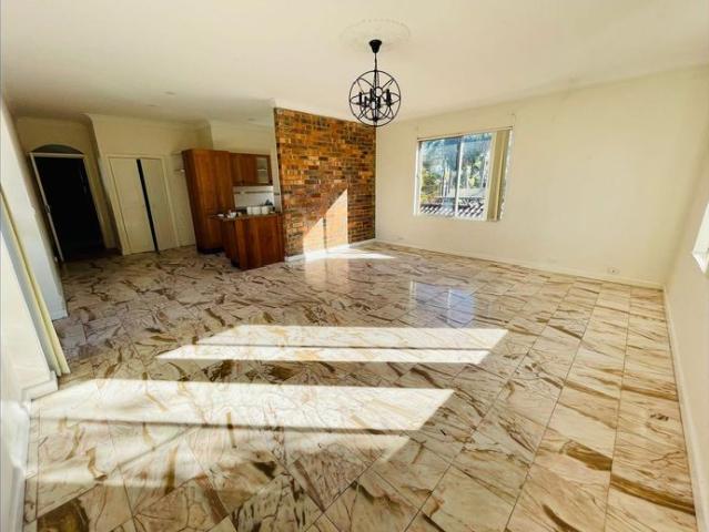 SPACIOUS THREE BEDROOM UNIT