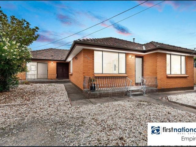 Spacious Three Bedroom Unit