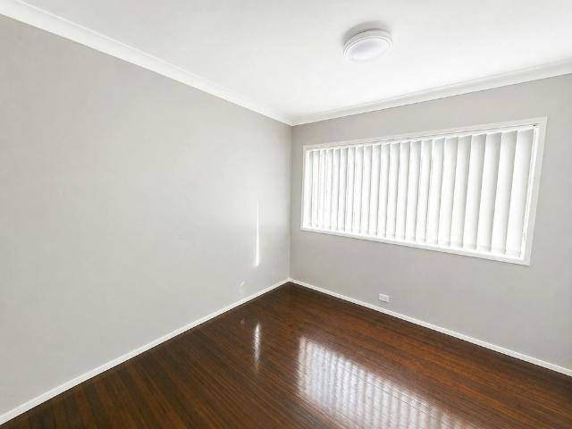 Spacious Three Bedroom Unit in Prime Keiraville Location