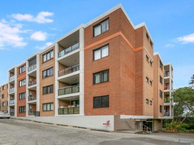 Spacious Three Bedroom Unit with Two Parking
