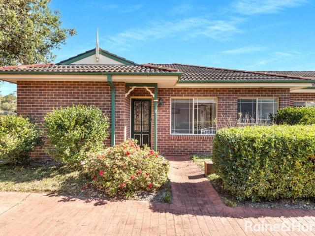 Spacious Three Bedroom Villa Near the Golf Course & Beach