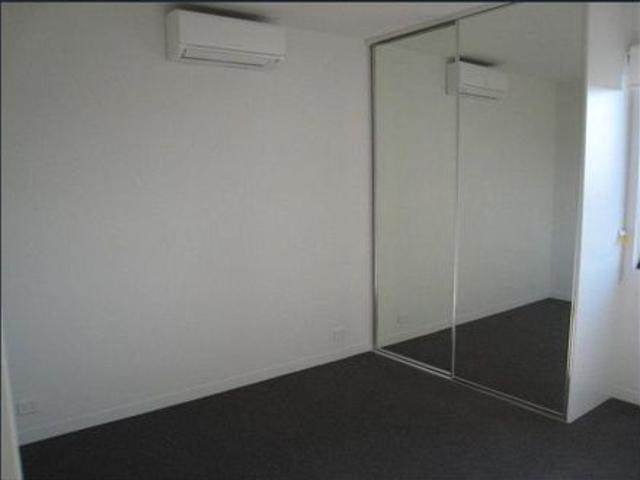 Spacious three bedrooms apartment