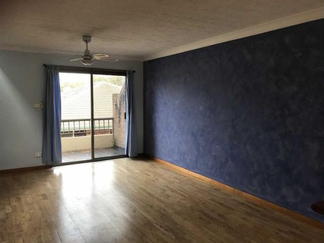 Spacious Three Level Unit with Private Courtyard