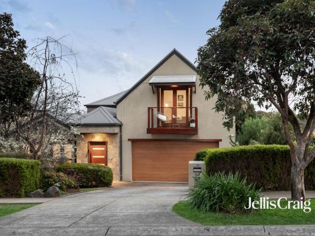 Spacious Three Level Family Home with Multiple Living Areas and Double Garage