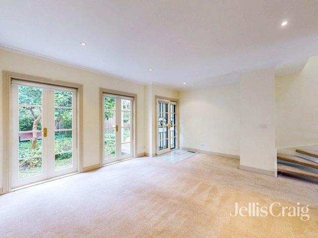 Spacious Toorak Residence with Exceptional Lifestyle Appeal