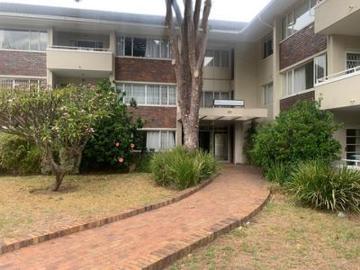 spacious top floor corner apartment