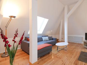 Spacious top floor apartment with fireplace, 2 bedrooms and sunny roof terrace in Friedenau, Berlin Amsterdam Apartments for Rent
