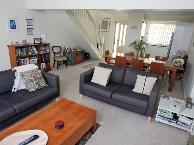 Spacious Townhouse in a Convenient East Gosford Location