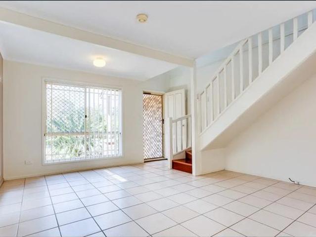 Spacious Townhouse in a Convenient Runcorn Location