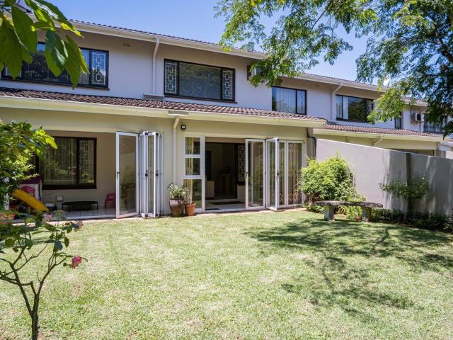 Spacious Townhouse In Ballito