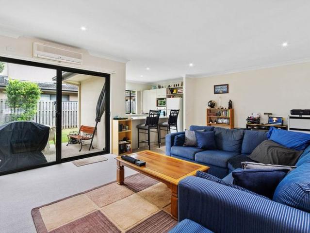 Spacious Townhouse in Gated Complex with Pool