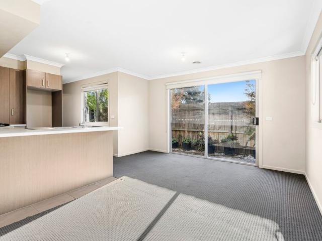 Spacious Townhouse in great location!