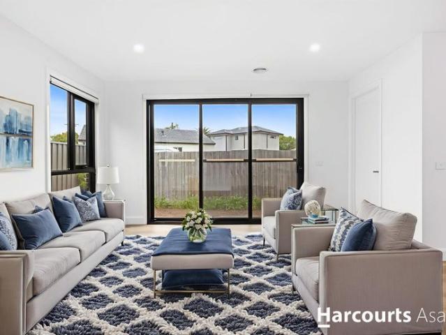 Spacious Townhouse in Doveton