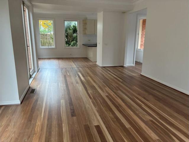 Spacious townhouse in prime Hawthorn location
