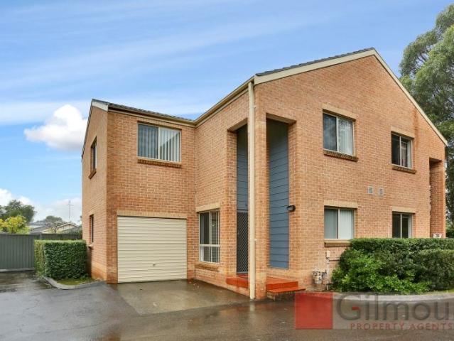 Spacious Townhouse in Quiet Cul de Sac Location