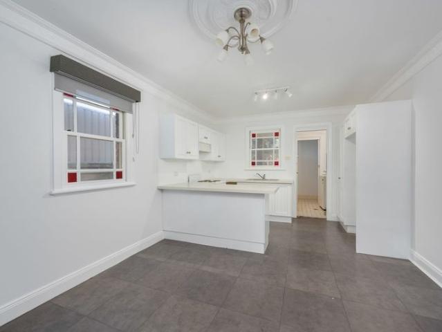 Spacious Townhouse in the Heart of Merewether