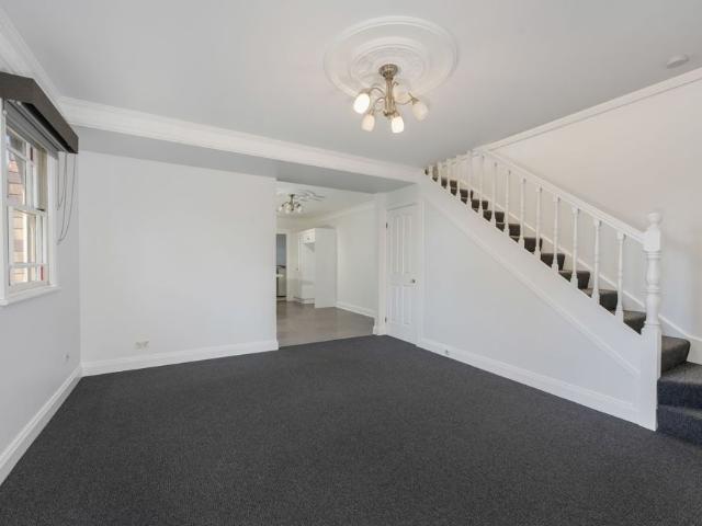 Spacious Townhouse in the Heart of Merewether