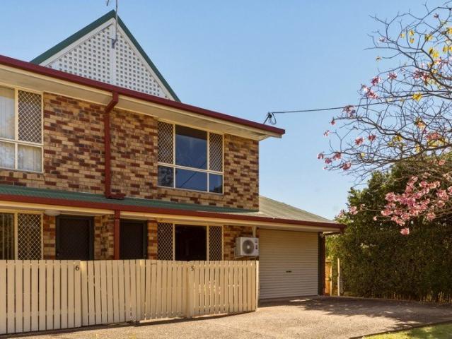 Spacious Townhouse in the Heart of Capalaba