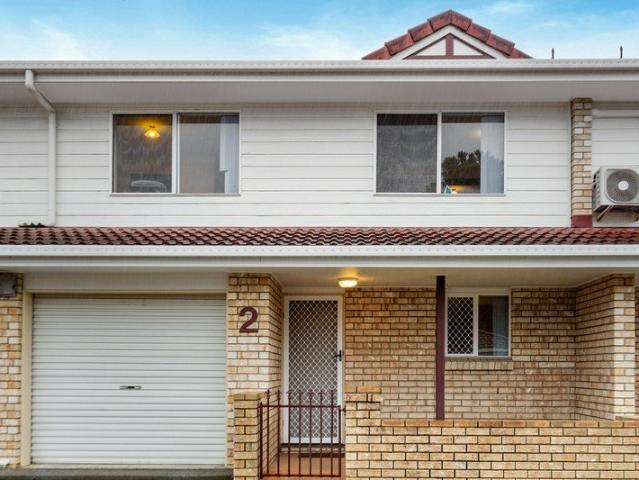 Spacious Townhouse Offering Comfort, Convenience & Investment Appeal