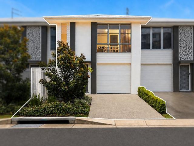 Spacious Townhouse Offering The Ultimate Springfield Lakes Lifestyle